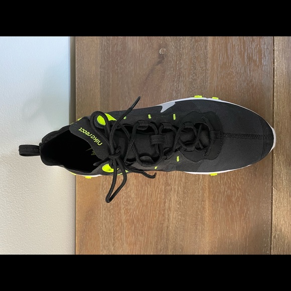 Nike React Element Black Volt (size 10) - Picture 5 of 7